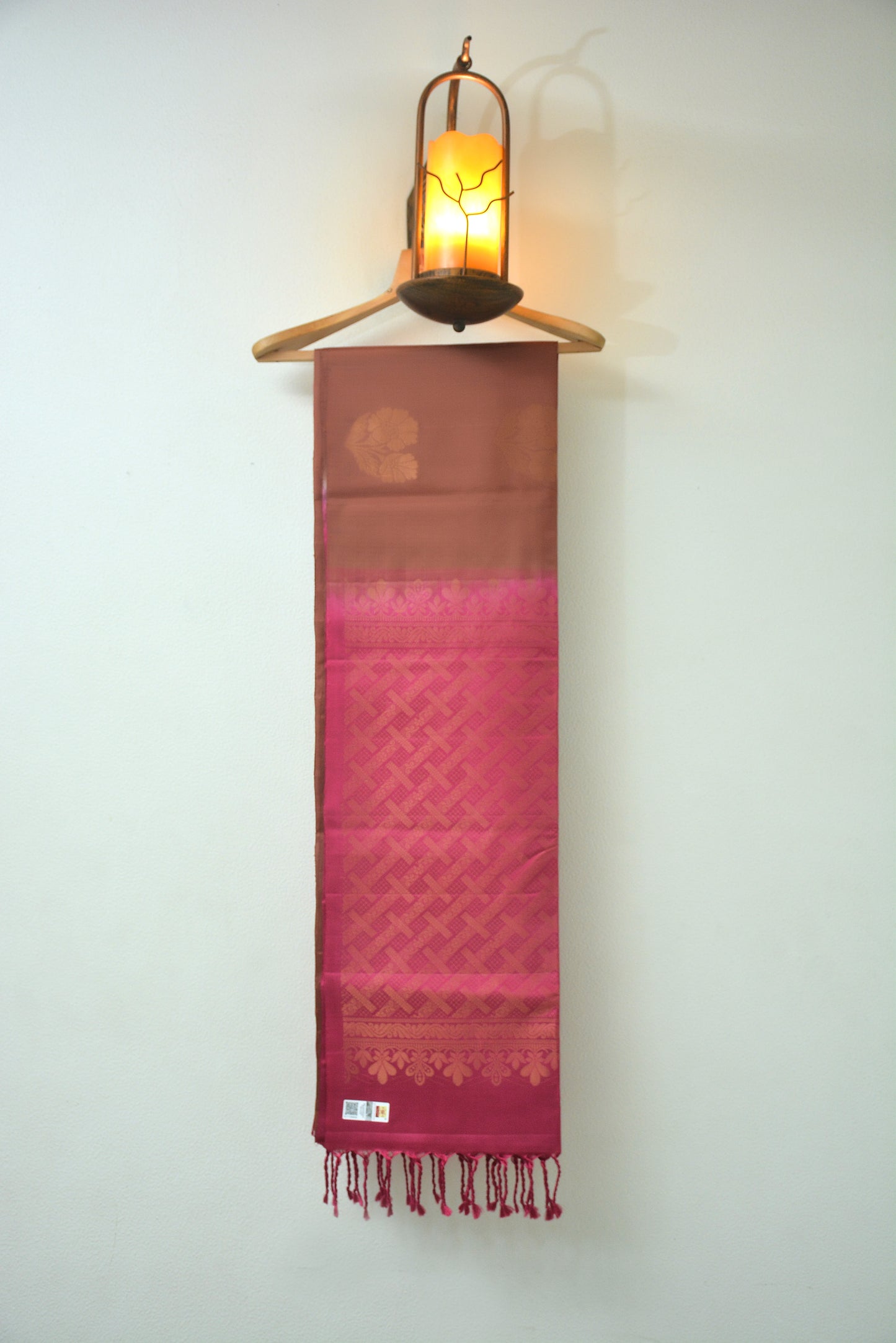 Pure Soft Silk Saree with Buta and Contrast Pallu