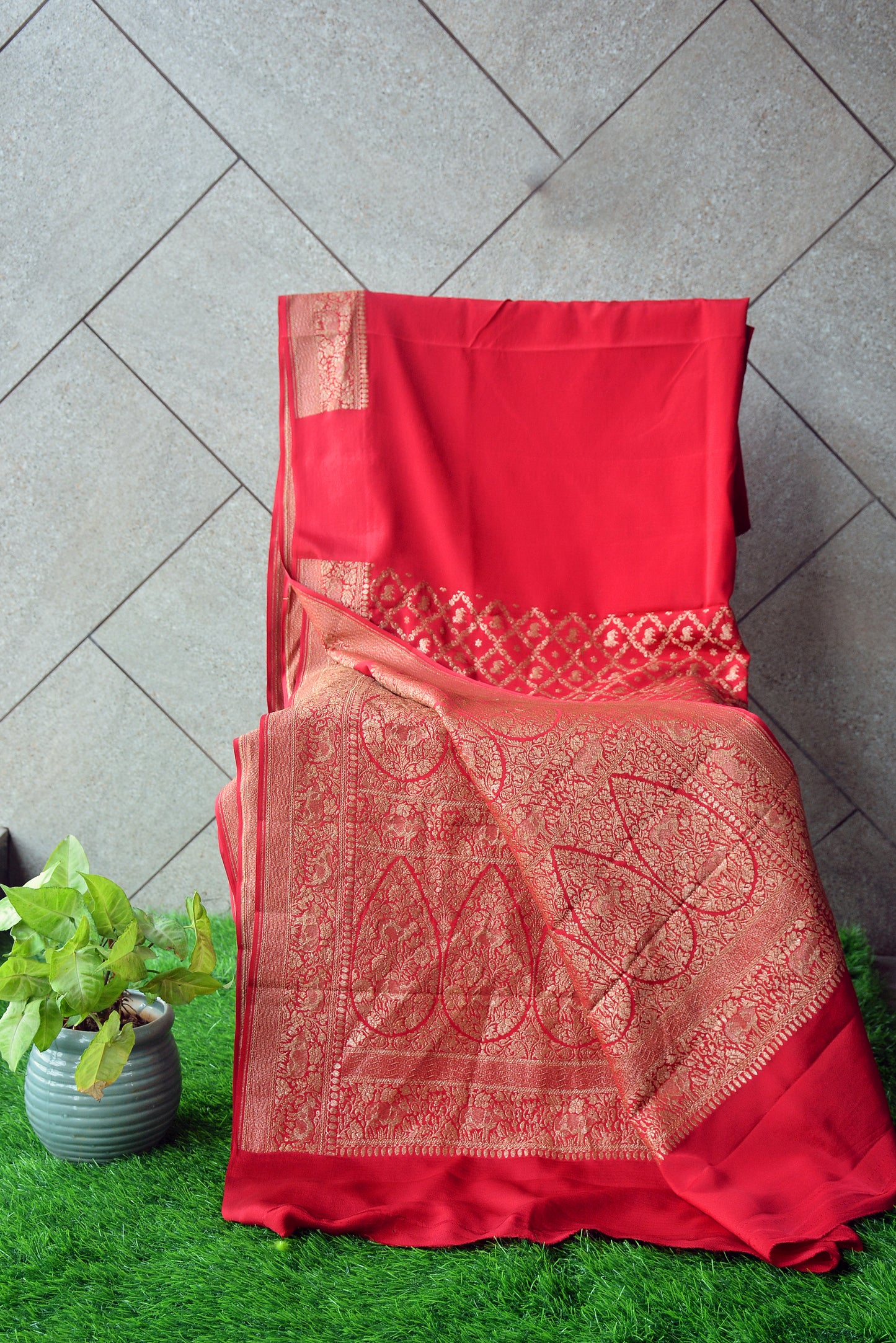 Pure Banarasi Crepe Silk Saree
