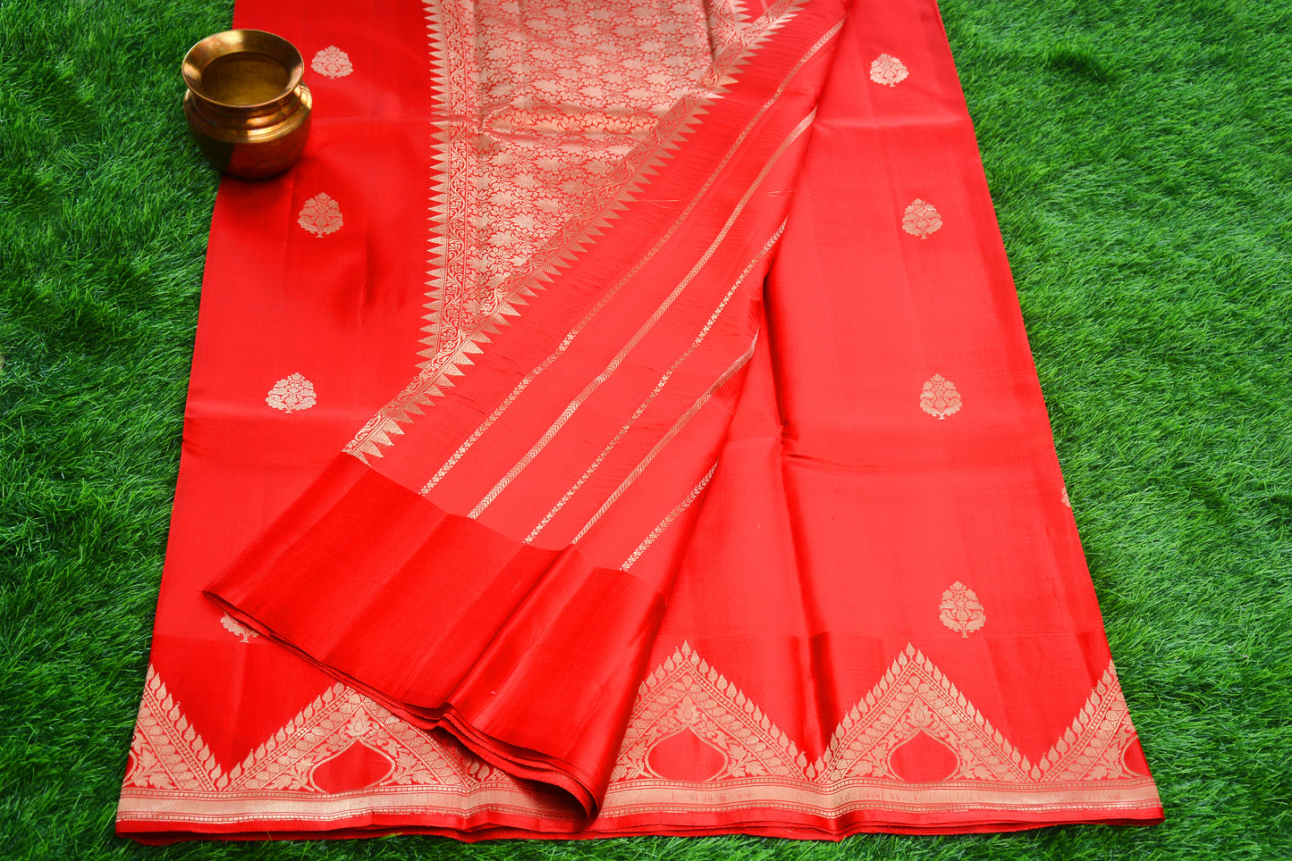Pure Banarasi,Red Raw Mango /Poona Slk Saree