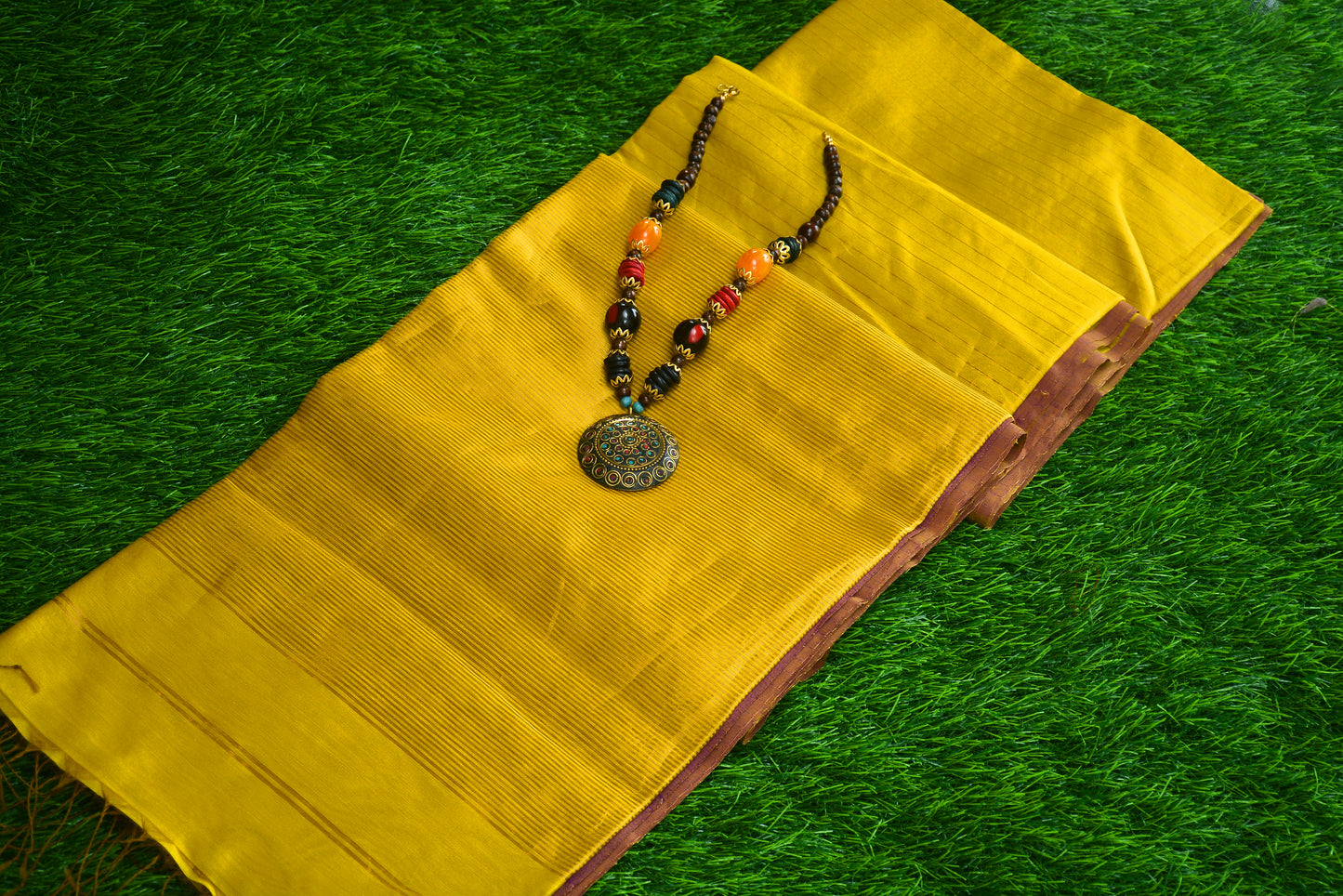 Maheshwari Handloom Plain Saree with Zari lines