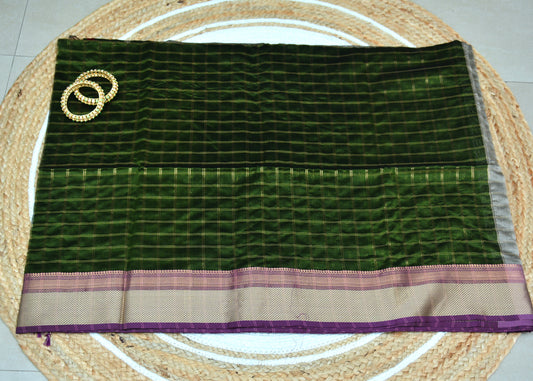 Handloom Maheshwari Saree with Checked Pattern