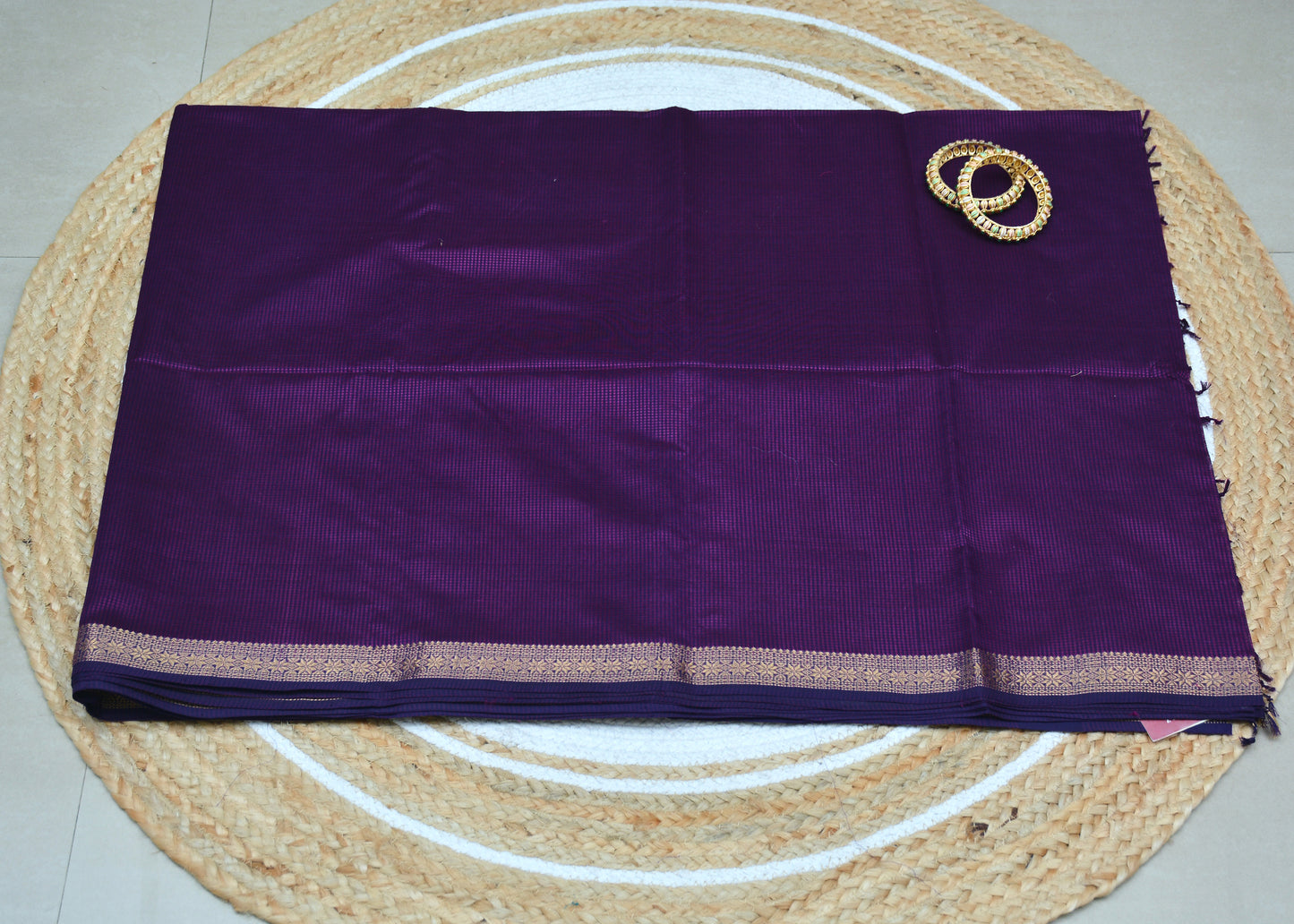 Handloom Garbh Reshmi Maheshwari Saree