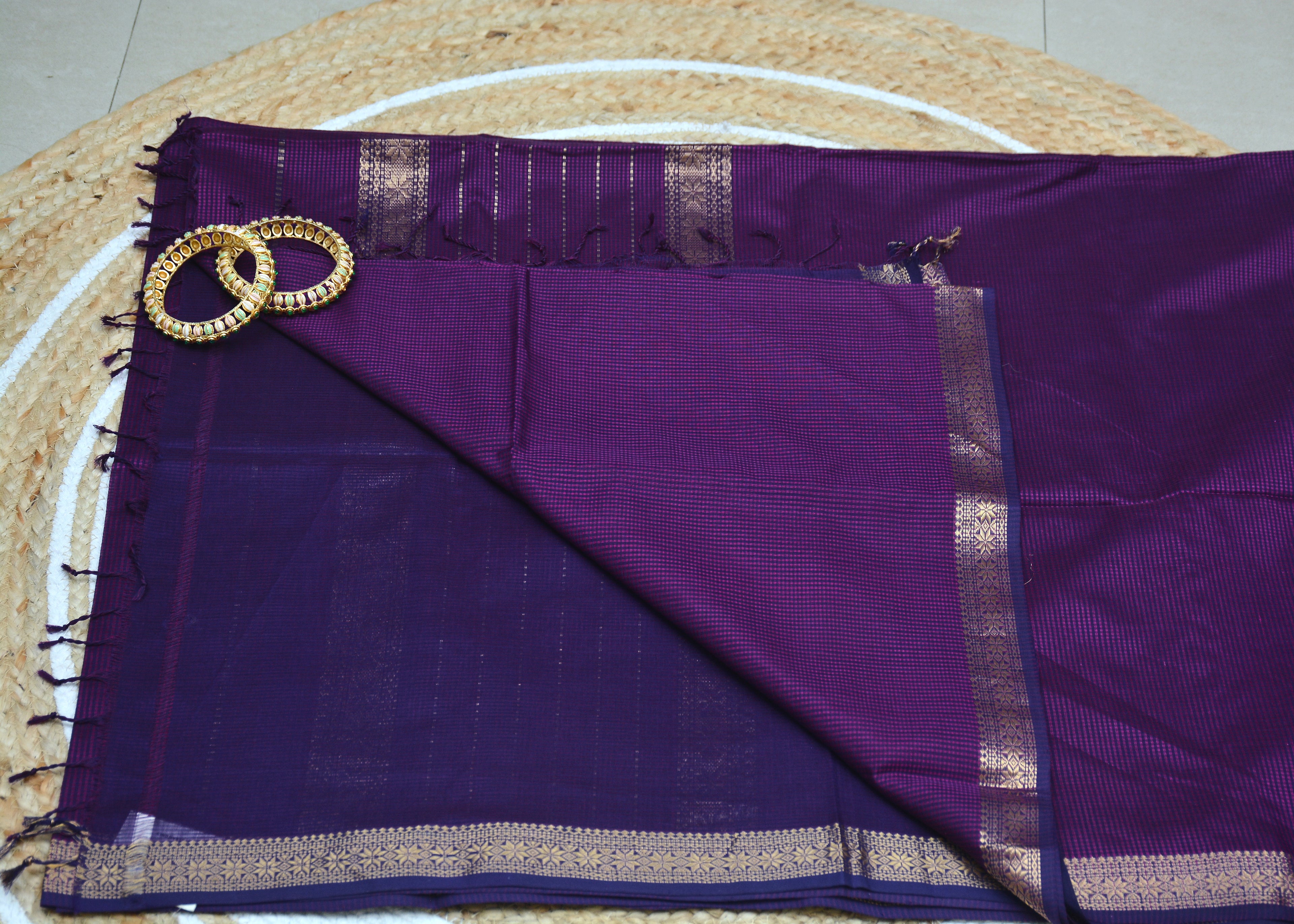 Handloom Garbh Reshmi Maheshwari Saree