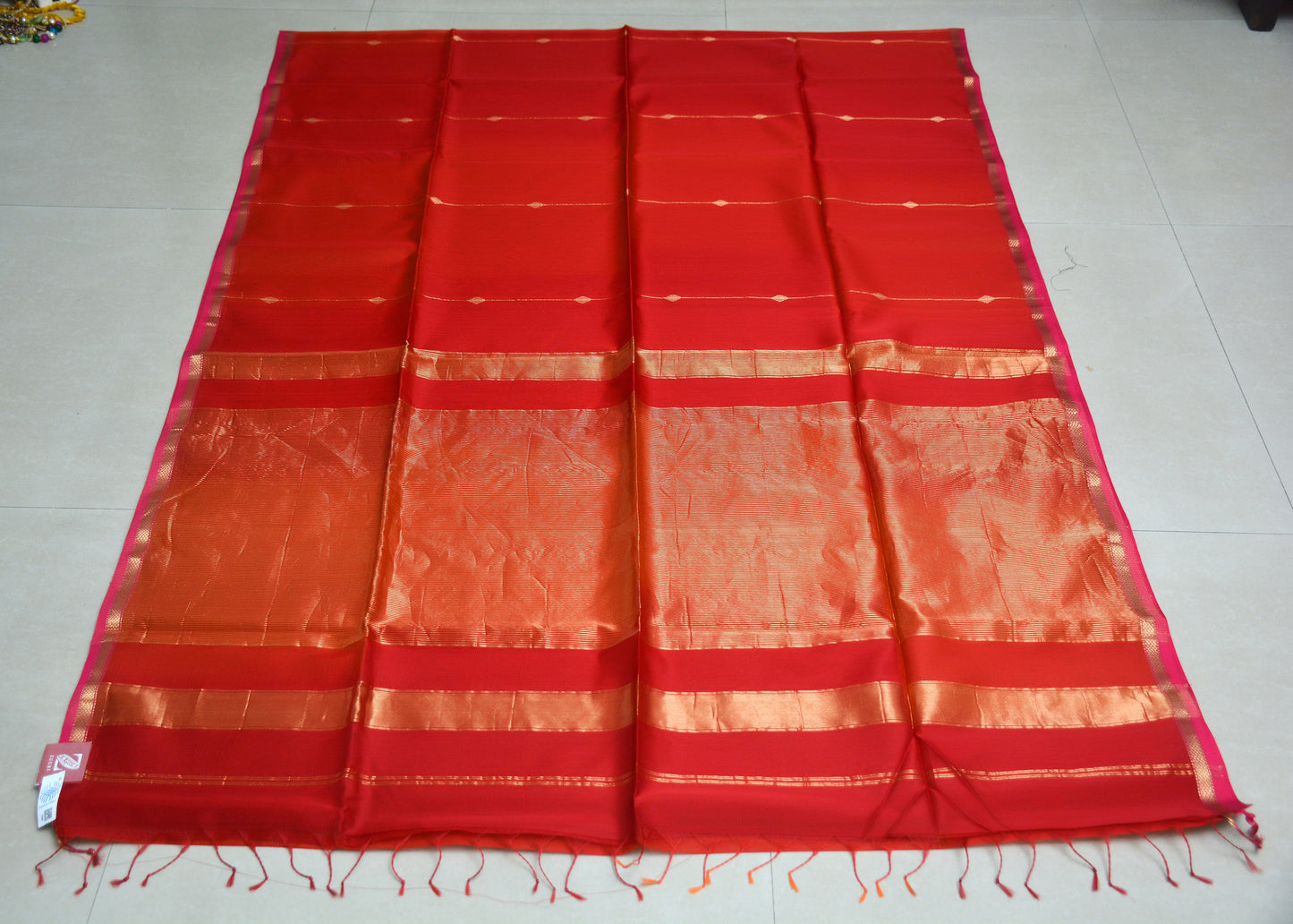 Maheshwari Handloom Dual Tone Saree