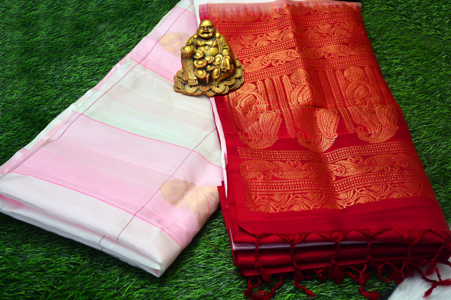 Pure Soft Silk Saree With Big Checks and Contrast Pallu