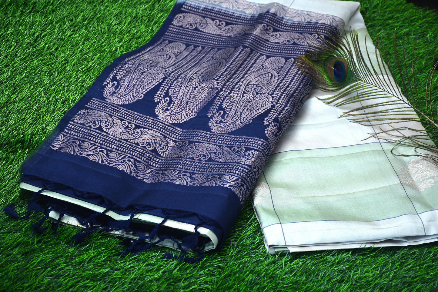 Pure Soft Silk Saree with Big Checks and Contrast Pallu