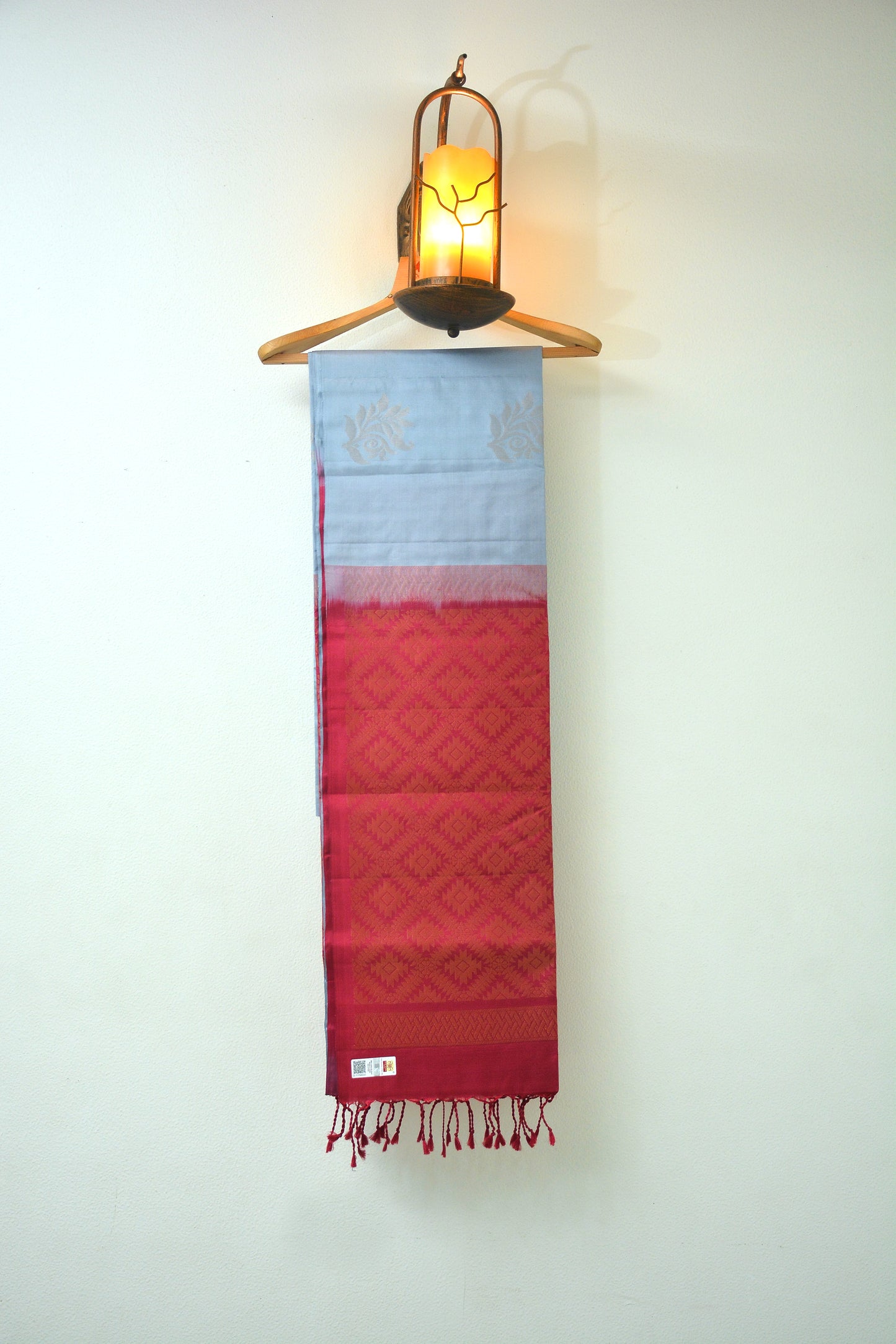 Pure Soft Silk Saree with Buta and Contrast pallu