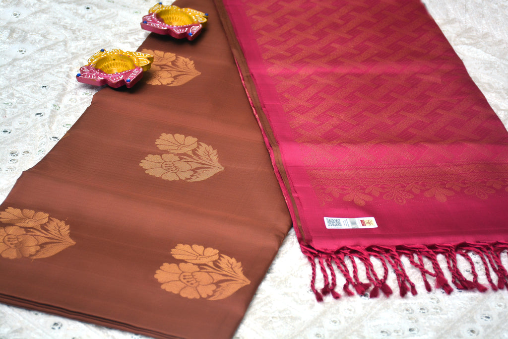 Pure Soft Silk Saree with Buta and Contrast Pallu