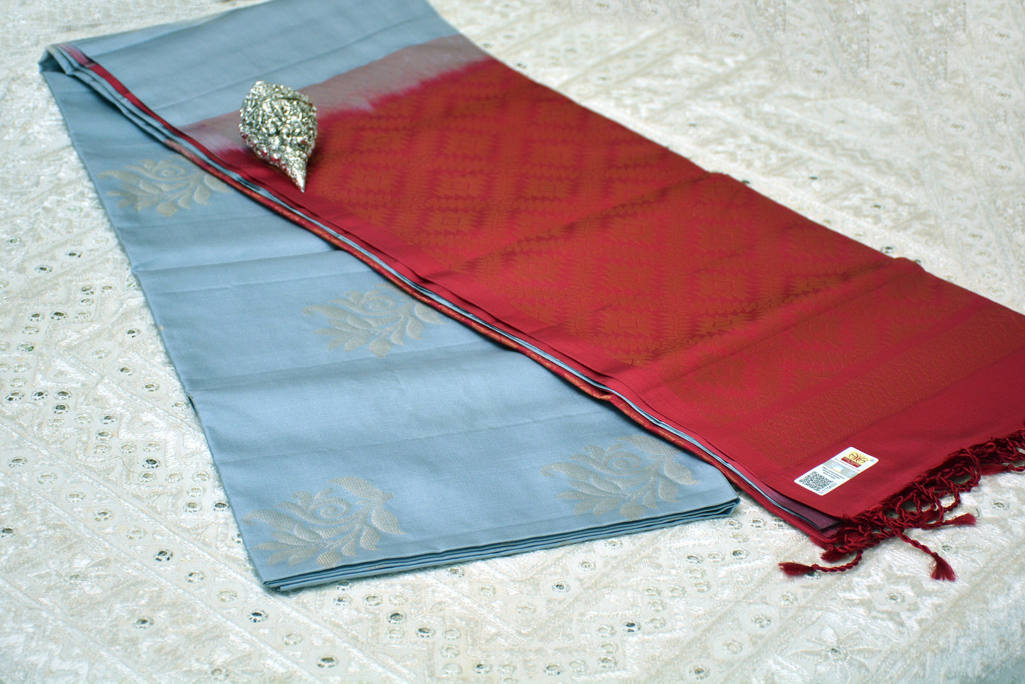 Pure Soft Silk Saree with Buta and Contrast pallu