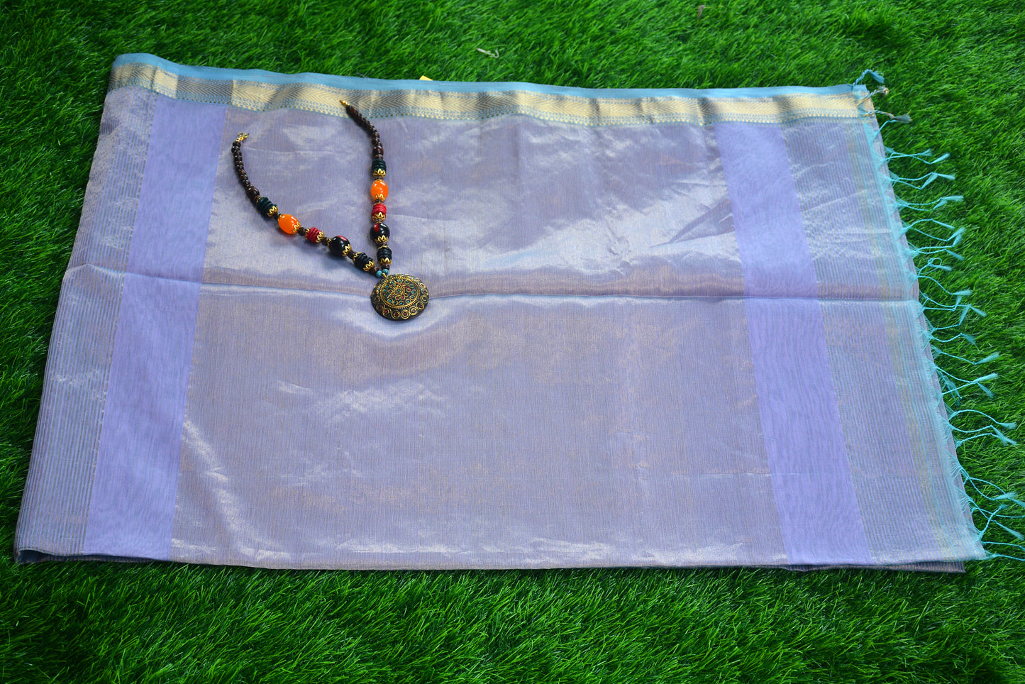 Maheshwari Handloom tissue saree with border
