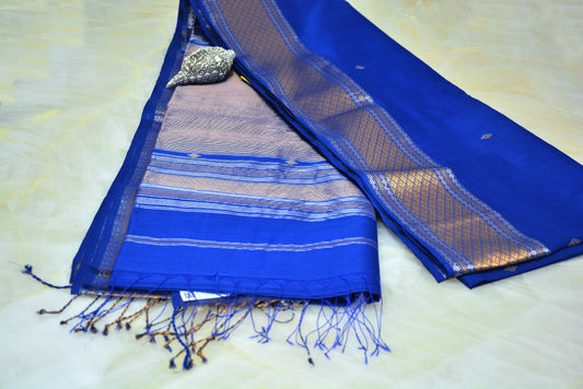 Maheshwari Handloom Saree with tissue pallu