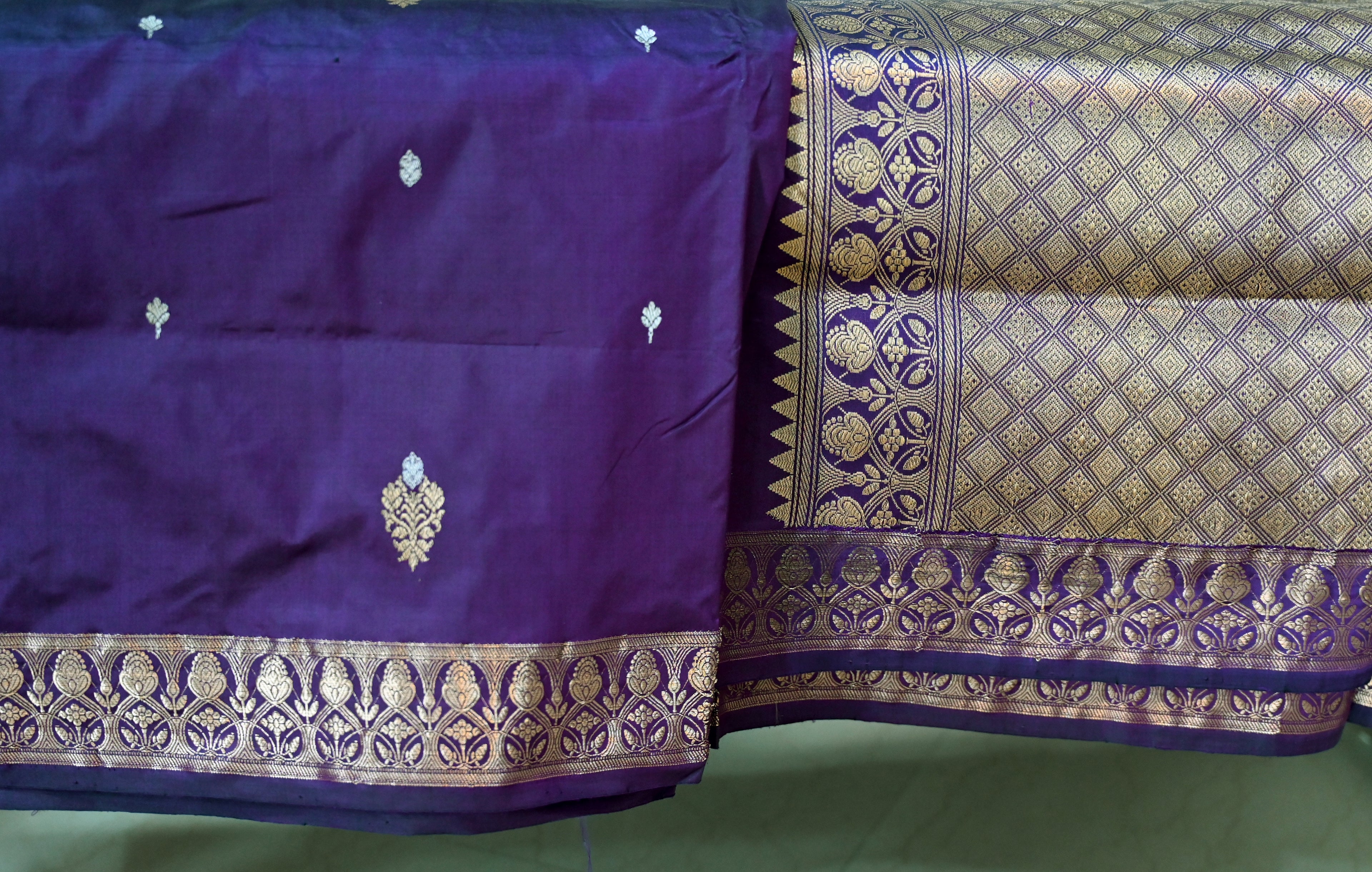 Pure Banarasi Katan Silk Saree without border