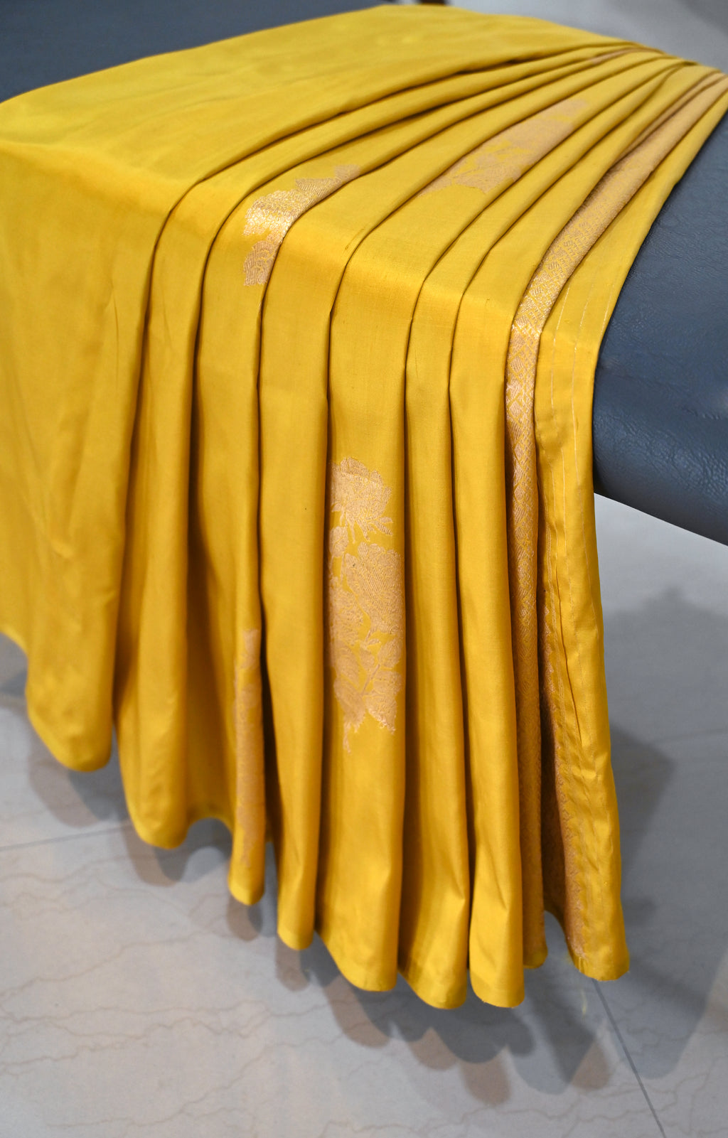 Pure Banarasi katan Silk Saree without border