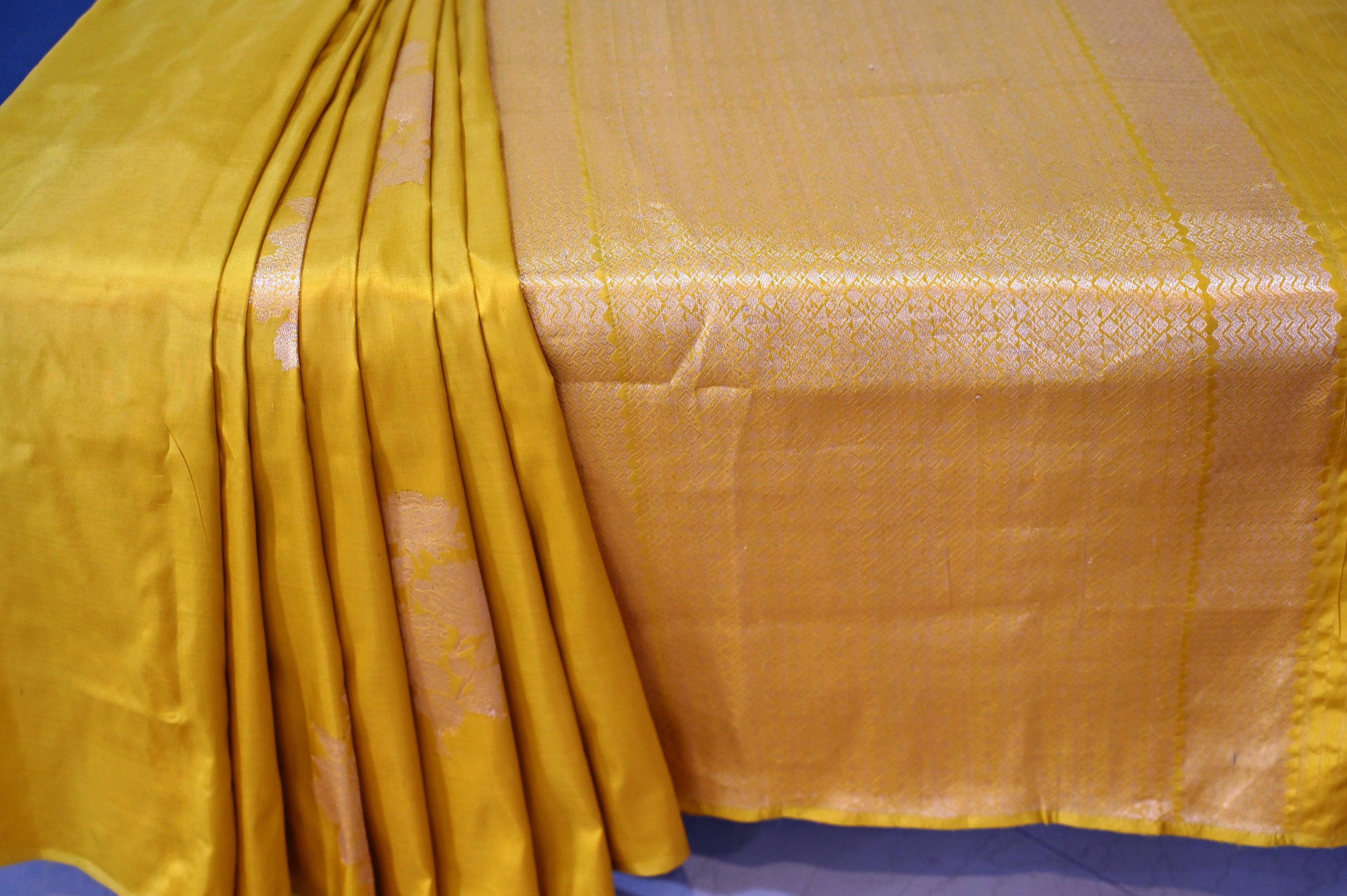 Pure Banarasi katan Silk Saree without border