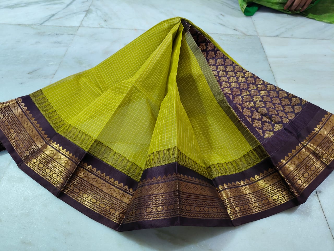 Handloom Gadwal Cotton Saree